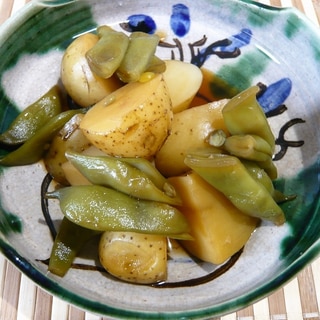 じゃがいもとえんどう豆の煮物